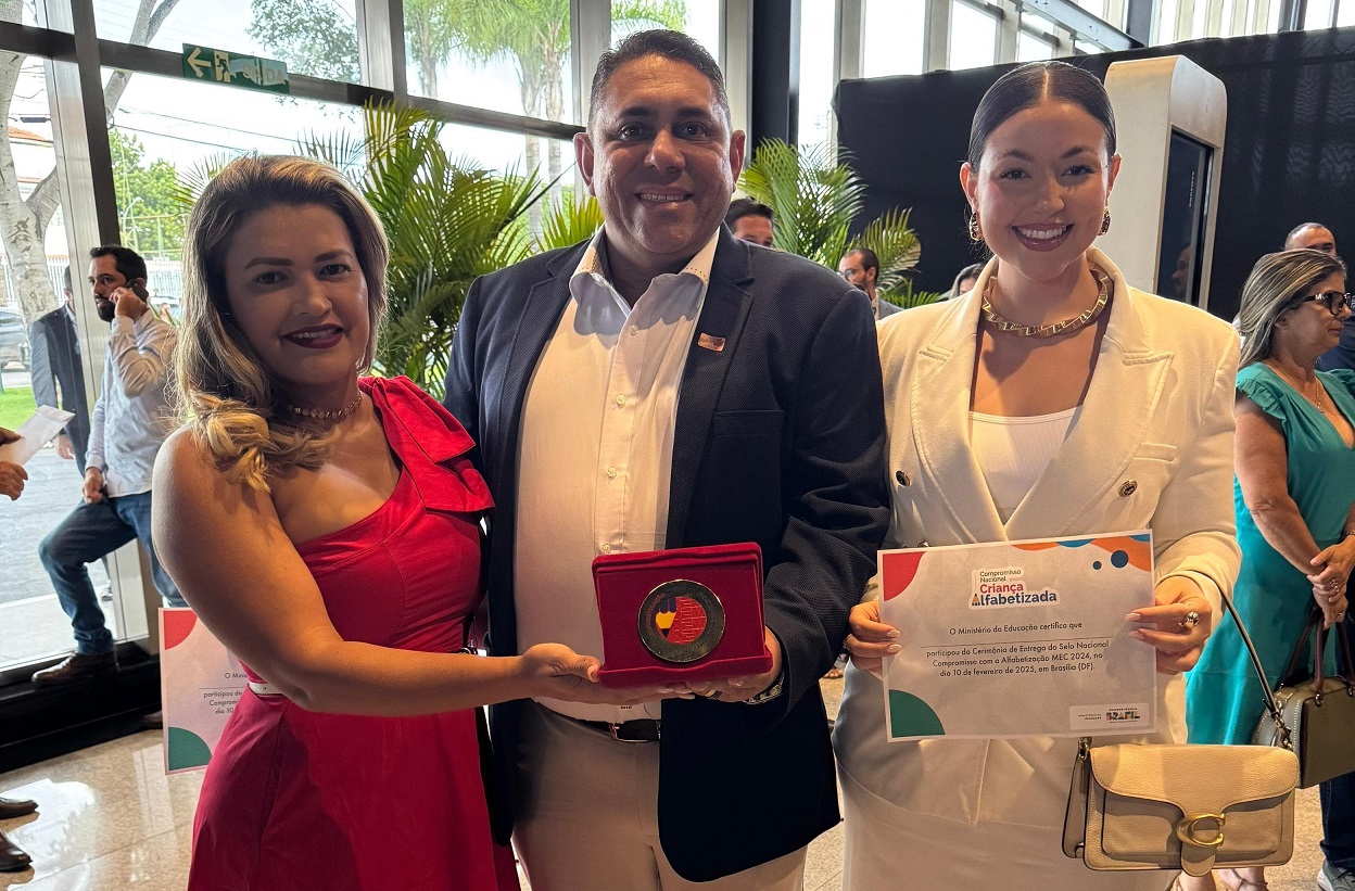 Aparecida atinge 100% de alfabetização infantil e recebe Selo Ouro do Compromisso Nacional Criança Alfabetizada
